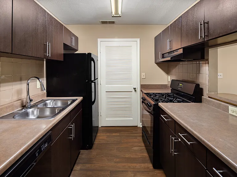 Wesley Trevento Apartments at Lithia Springs — Photo 20