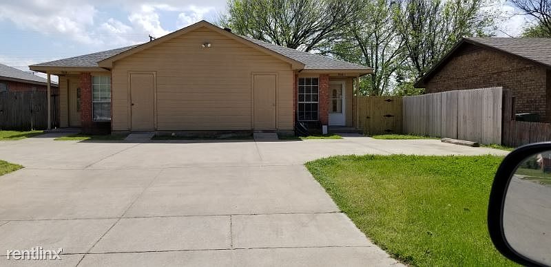 1st image of 908 Austin St Unit B