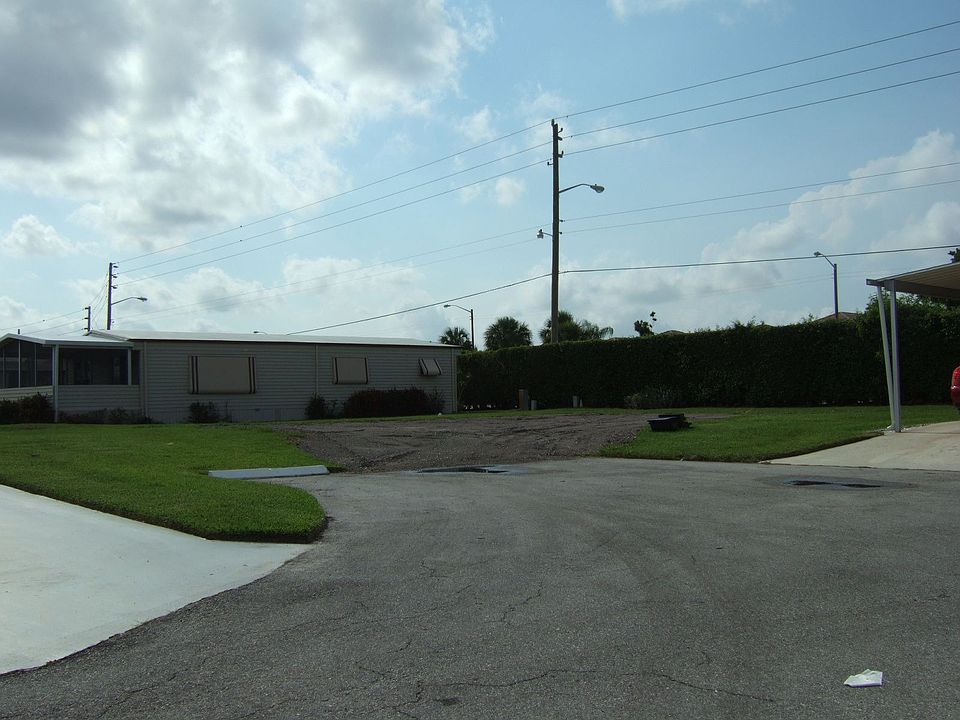 1st image of 54007 Chapella Bay
