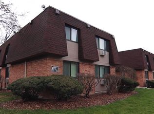 655 Kirts Blvd APT 104, Troy, MI 48084