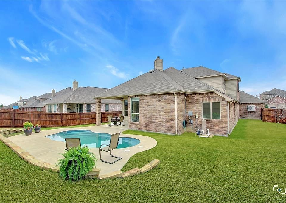 1st image of 2516 Sunnyside Dr