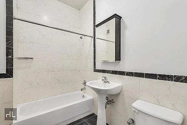 Rented by Highline Residential | media 37