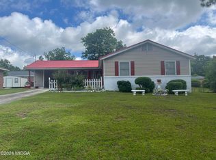 3713 Greenbriar Rd E, Macon, GA 31204