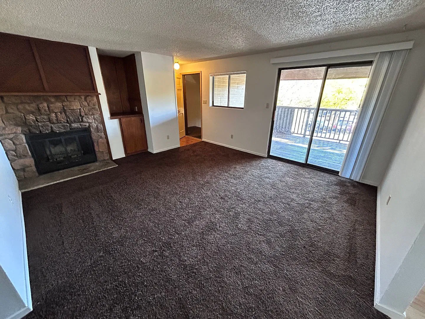 3 Bedroom / 2 Bathroom Condo on Avenida Del Sol — Photo 2