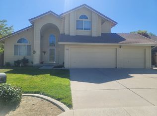 2430 Solitude Dr, Reno, NV 89511