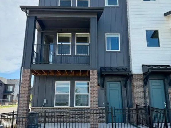 7022 Doncaster Ct, Castle Pines, CO 80108