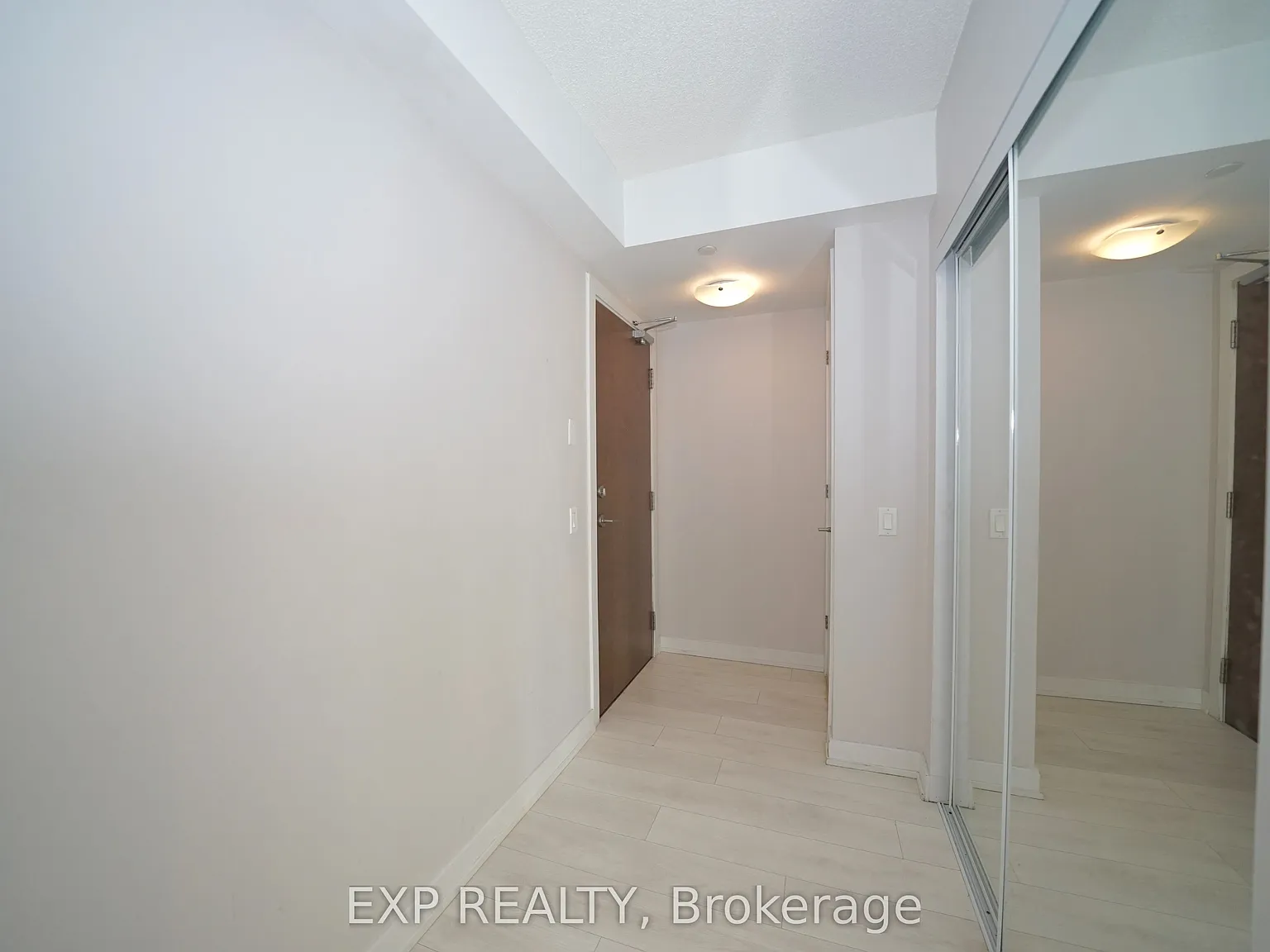 2 bed, $3,000 — Photo 4