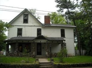 143 W Pine St, Knightstown, IN