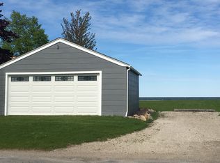 381 Ricoma Beach Rd, Bay City, MI 48706