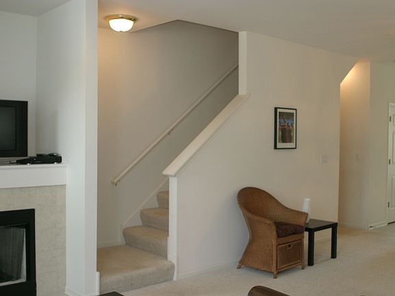 5th image of 480 W Wood St #3