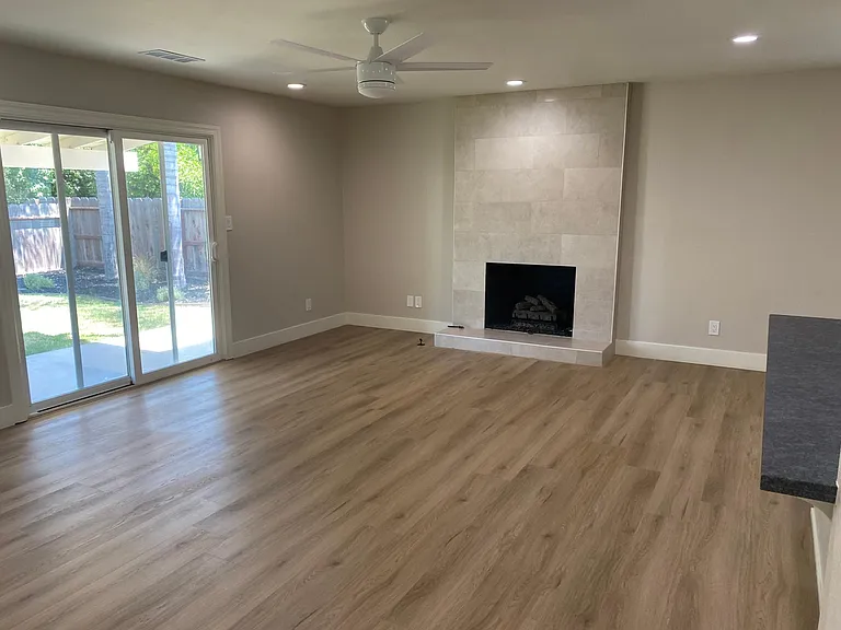 2640 Murray St — Photo 7