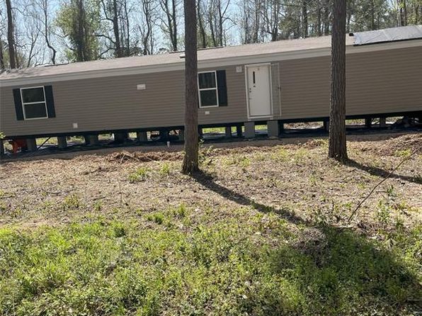 30 Terry Cir, Coldspring, TX 77331