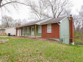 232 SE 101st Rd, Warrensburg, MO 64093