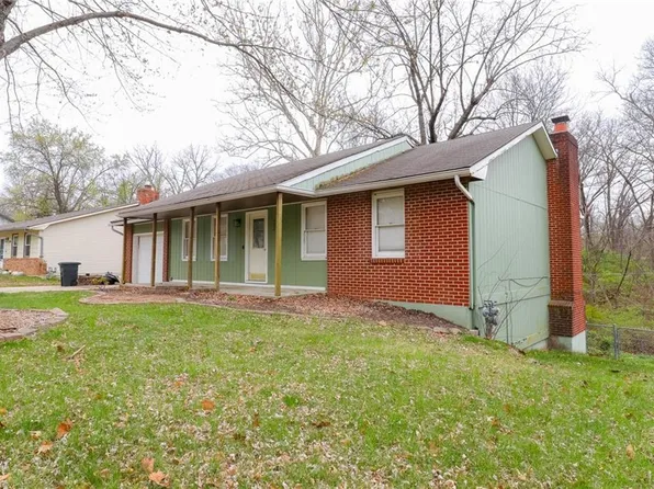 232 SE 101st Rd, Warrensburg, MO 64093