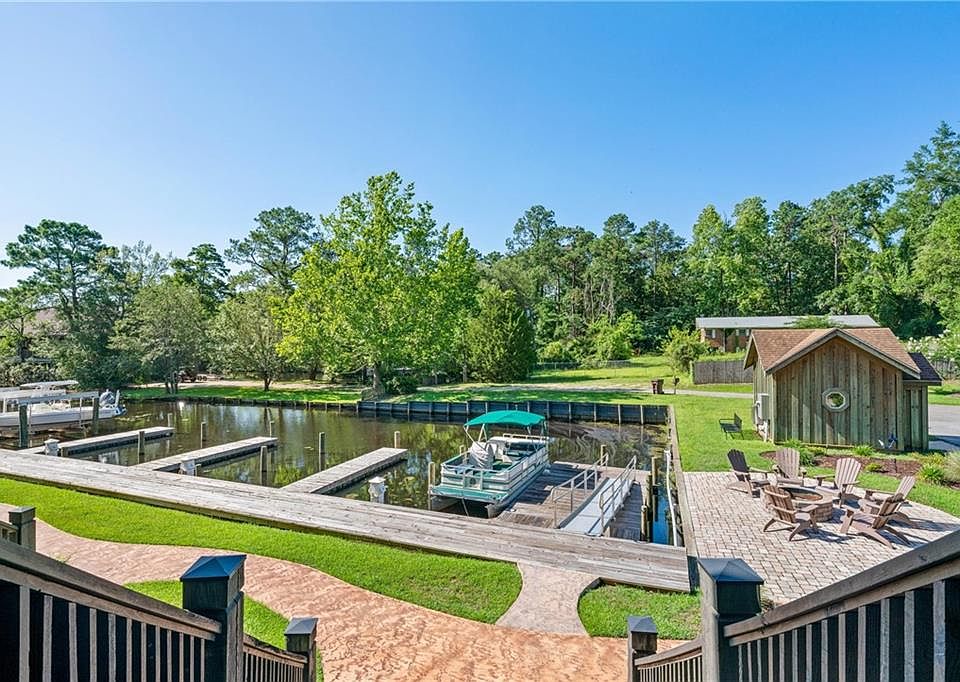 311 Magnolia Ave Satsuma AL Zillow