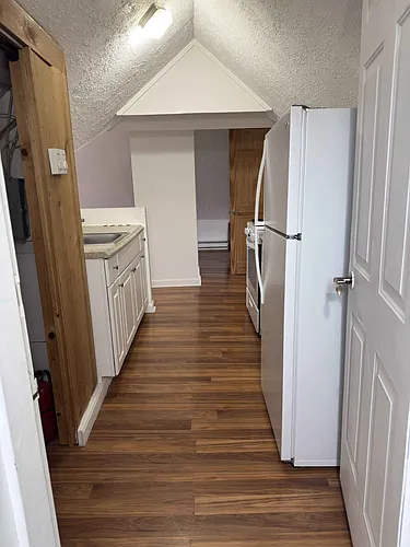 166 S Cherry St #3 Photo 1