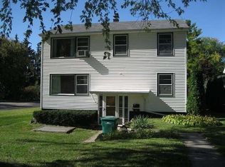 224 S 1st St, Mount Horeb, WI 53572