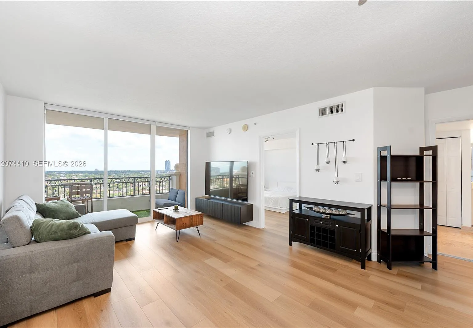 Gables Marquis Condo — Photo 2