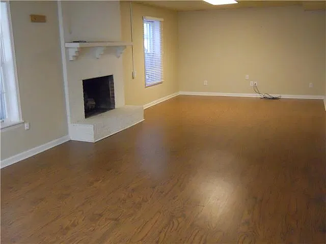3 bed, 2881 sqft, $2,795 — Photo 2