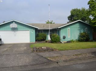 452 63rd St, Springfield, OR 97478
