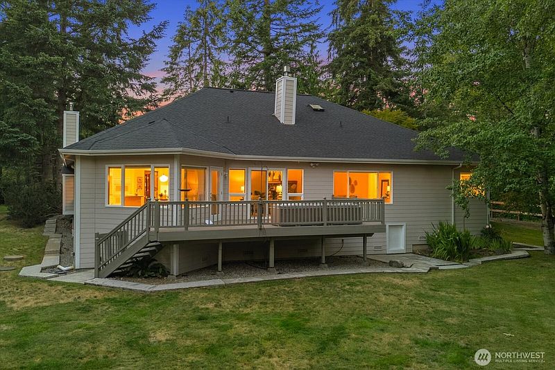 5th image of 23915 NE 80th Street