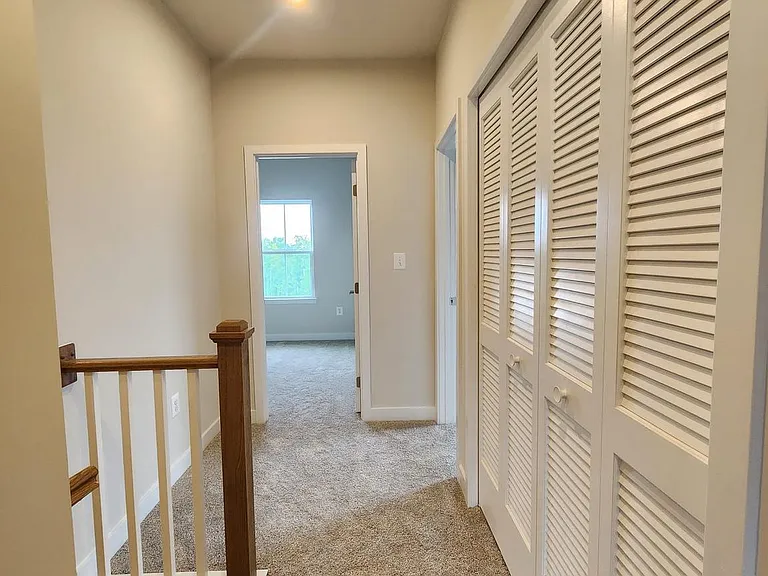 9400 Tanfield Dr — Photo 18