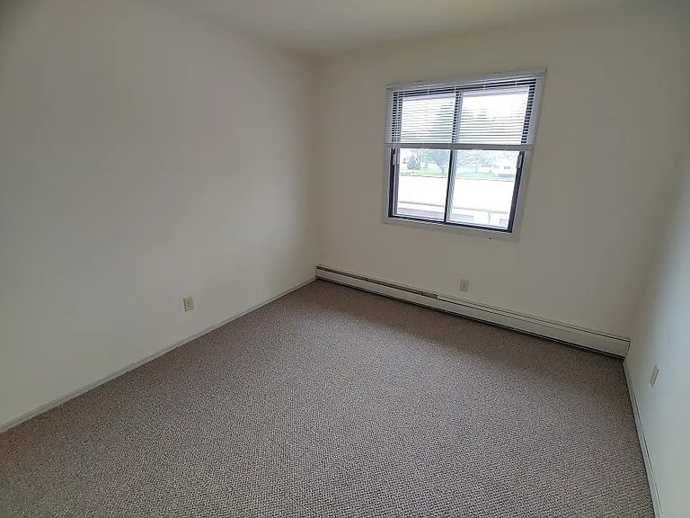 Heritage Apartments — Photo 47