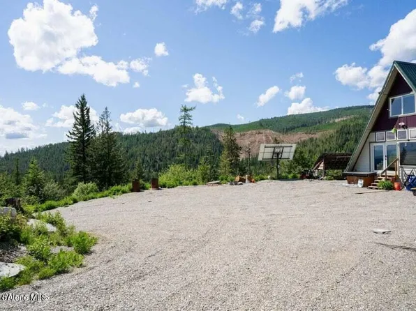 969 High Meadow Dr, Priest River, ID 83856