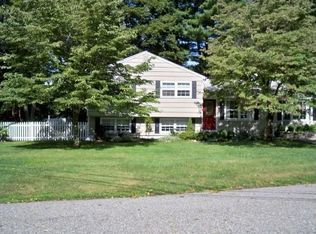 10 Fox Run Rd, Fairfield, CT 06824