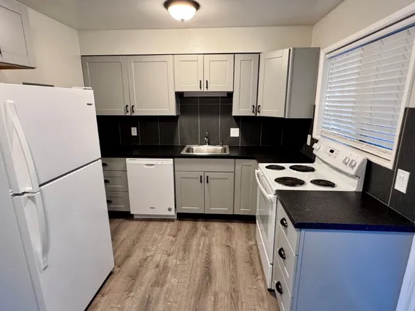 18181 SE Arista Dr #6, Portland, OR 97267