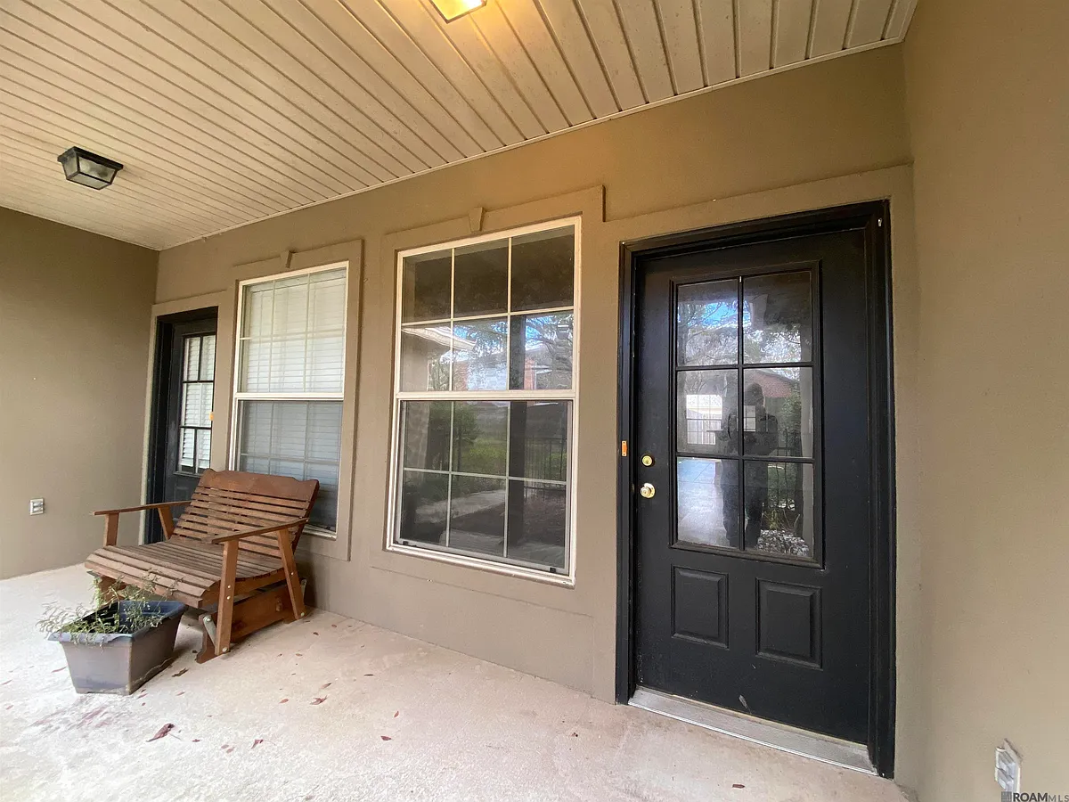 Building Photo - 4848 Windsor Village Dr #74