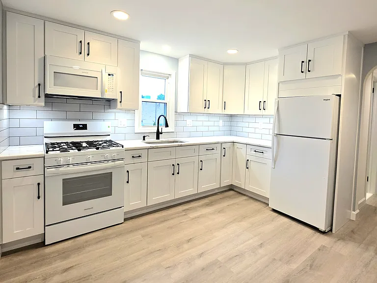 359 President St #2 — Photo 8