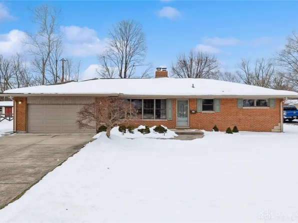 2167 S Linda Dr, Bellbrook, OH 45305