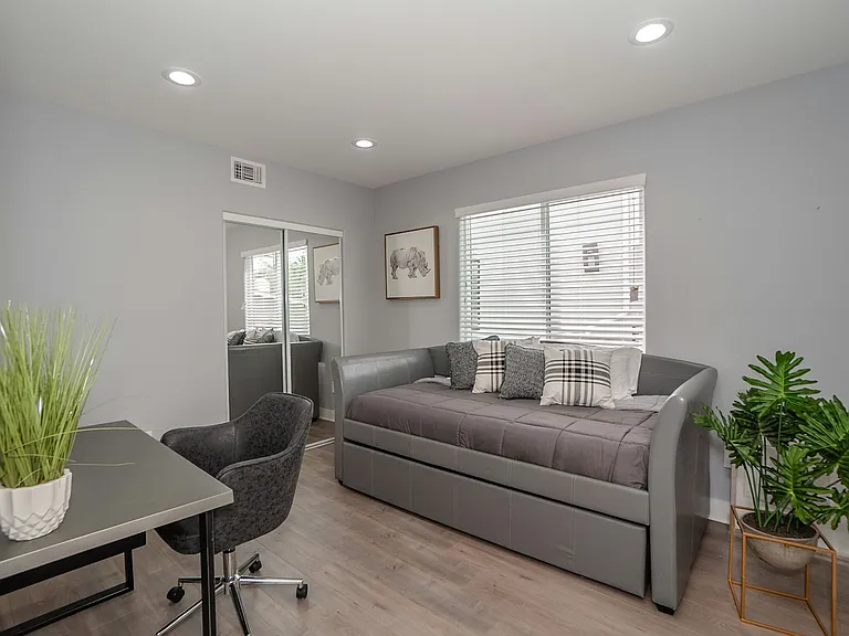 7199 S La Cienega Blvd #7199 — Photo 10