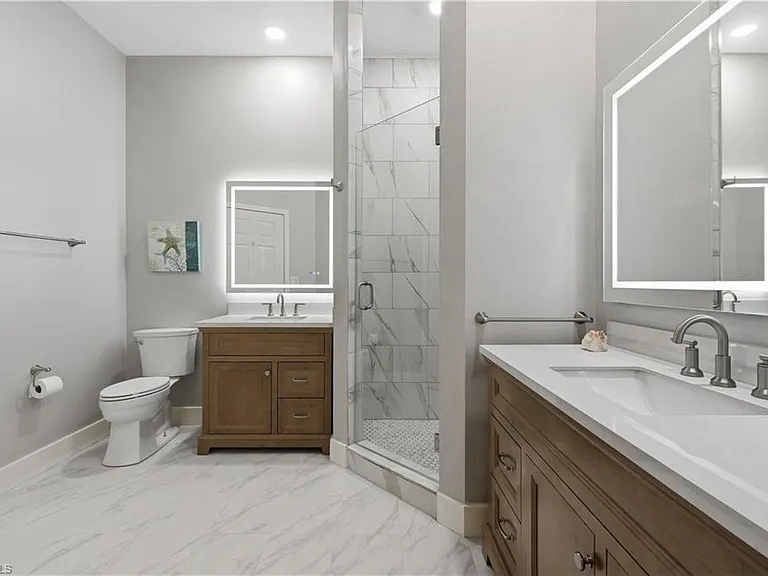 3442 Pointe Creek Ct #201 — Photo 18