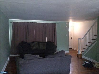 2nd image of 7916 Gilbert St