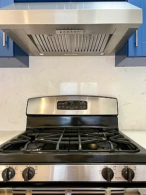 Rented by Corcoran | media 25