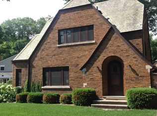 16 River Dr, Appleton, WI 54915