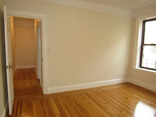 Rented by Kian Realty | media 6