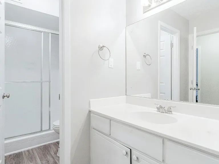 Sahara Dr SW — Photo 6