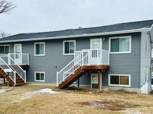 430 5th Ave SW APT C, Minot, ND 58701