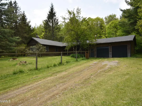 113 Chipman Rd, Middlefield, MA 01243