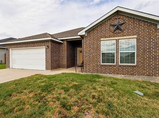 1805 Cornish Ct, Bryan, TX 77801