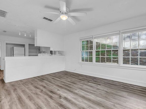 5th image of 409 Scales St #B