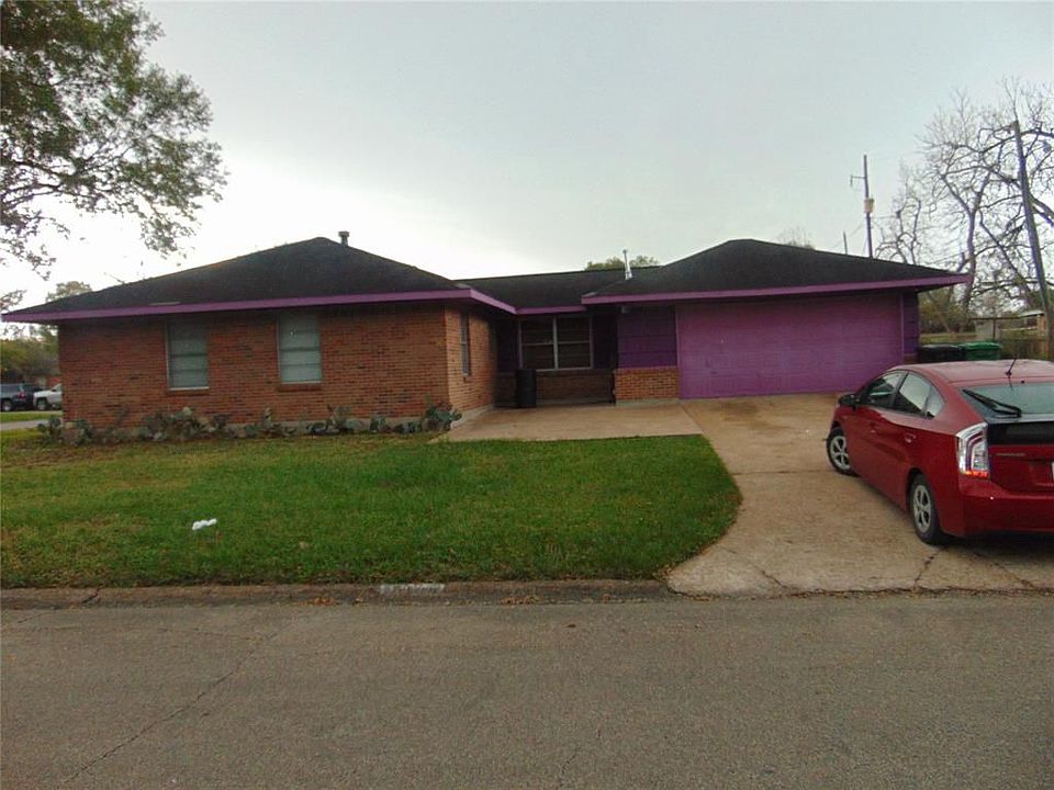 1st image of 6635 Flamingo Dr