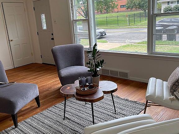 2nd Partial of Living Room 