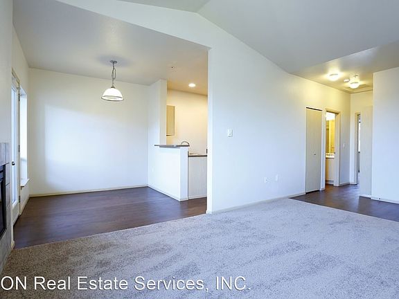 3rd image of 14207 103rd Avenue Ct E #4572444