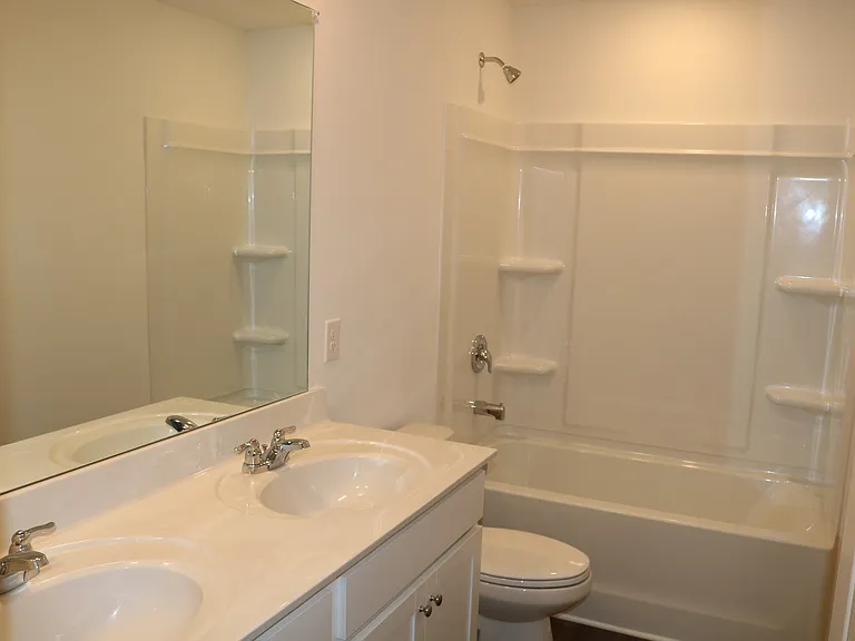 Upper level - Full Bath