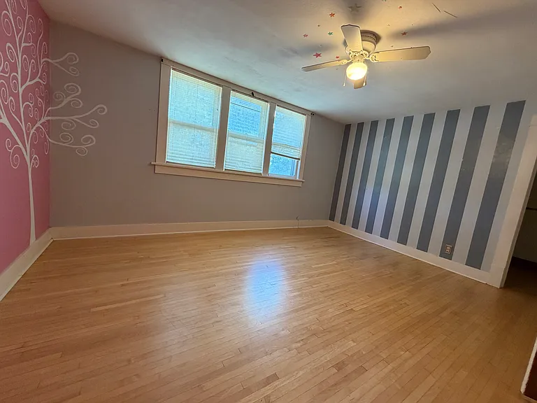 412 Pine St — Photo 13