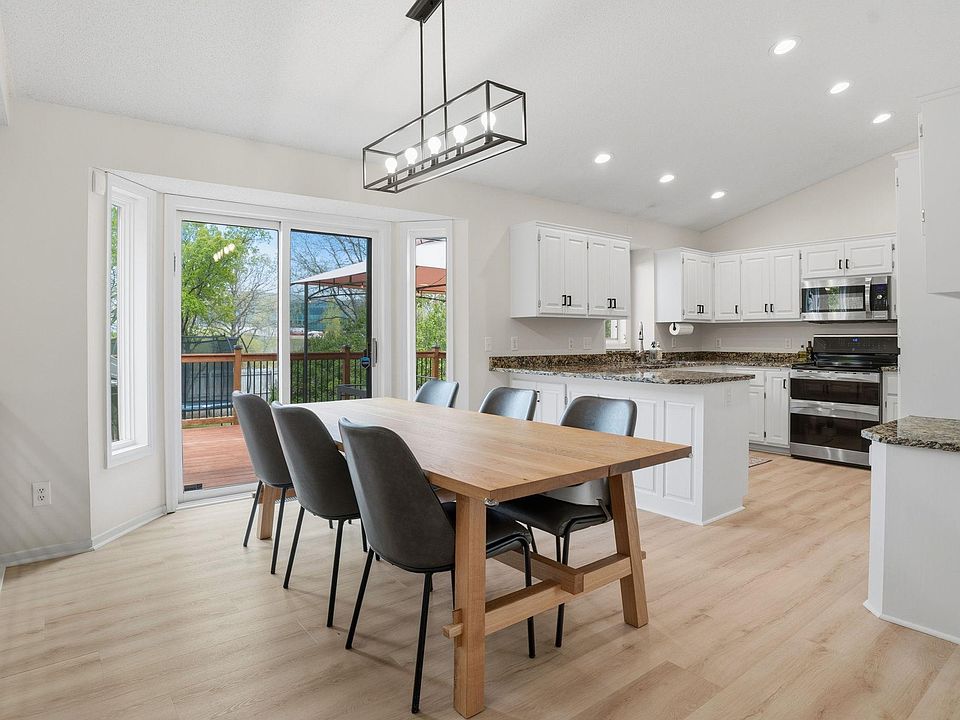 ここになります 10648 71st Ave N, Maple Grove, MN 55369 | Zillow